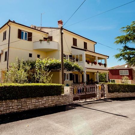 Apartmani Darko Rovinj Exteriör bild